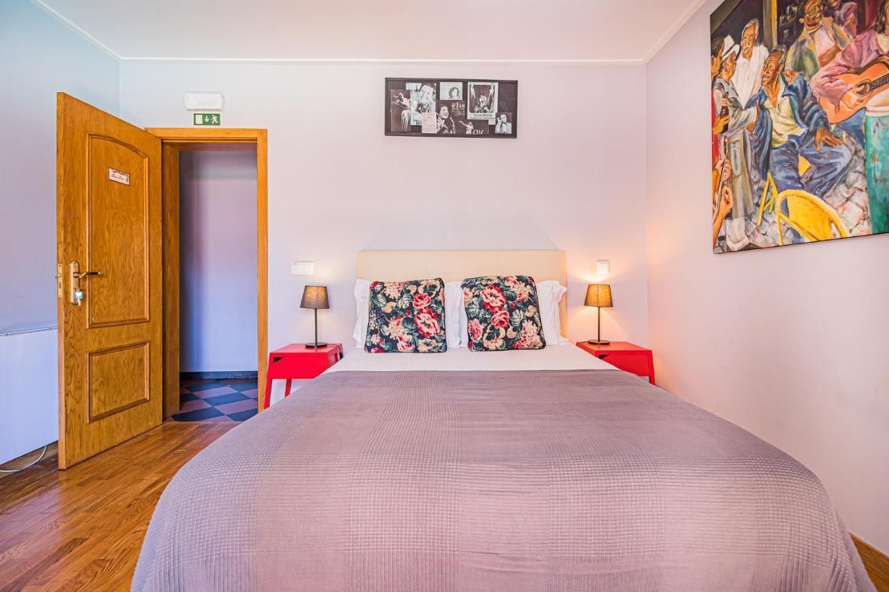 Buganvilias Do Meco Guest House سيسيمبرا المظهر الخارجي الصورة